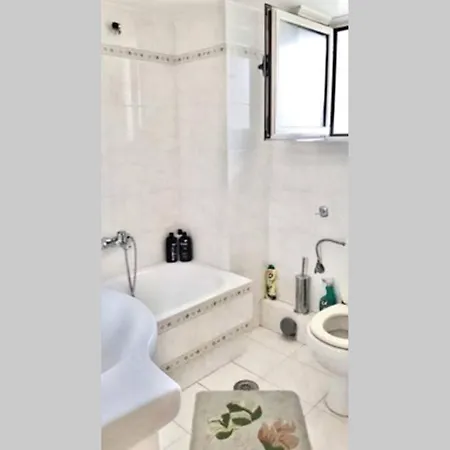 Spacious 2 Level With Terraces, Near The Beach * Kakovatos (Elis)