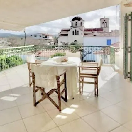 בית נופש Spacious 2 Level With Terraces, Near The Beach *